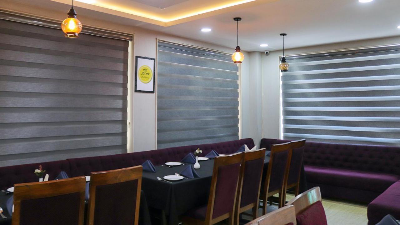 Ak Continental - Mcleodganj Hotell Dharamshala Exteriör bild