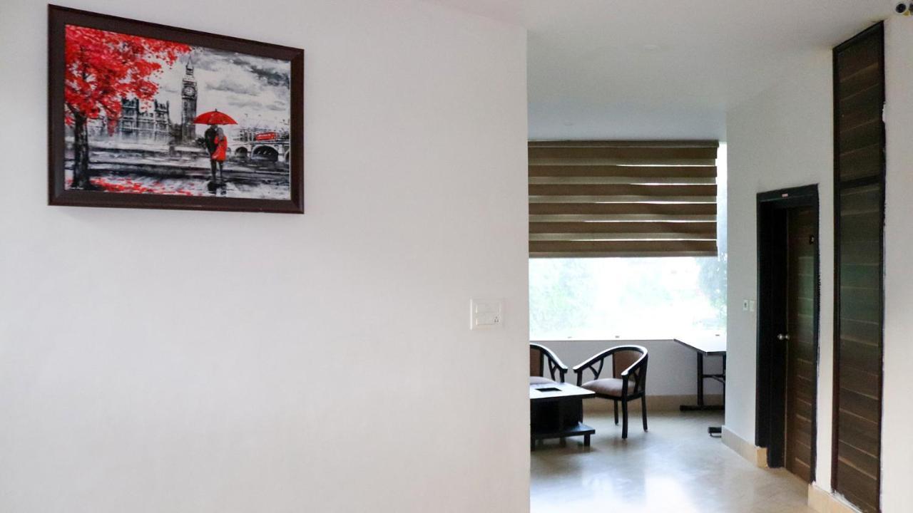 Ak Continental - Mcleodganj Hotell Dharamshala Exteriör bild