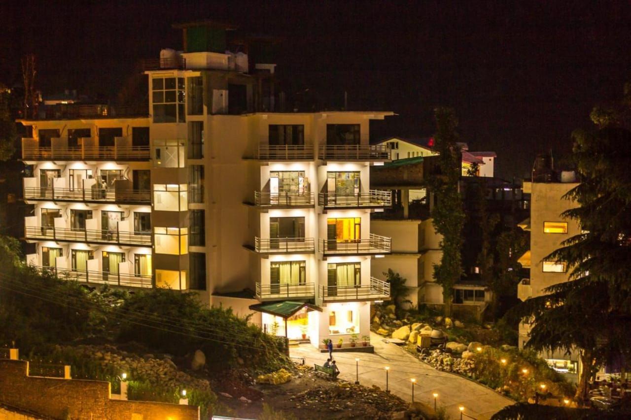 Ak Continental - Mcleodganj Hotell Dharamshala Exteriör bild