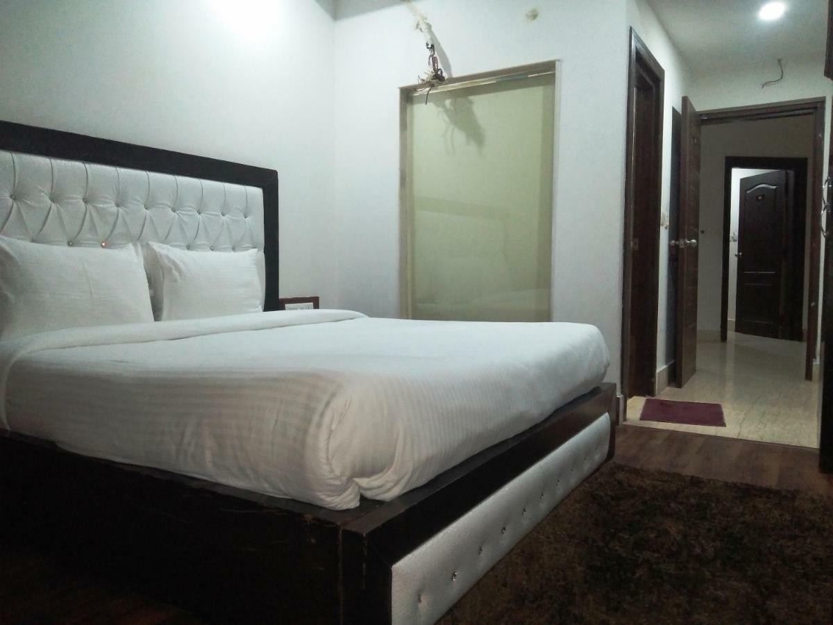 Ak Continental - Mcleodganj Hotell Dharamshala Exteriör bild