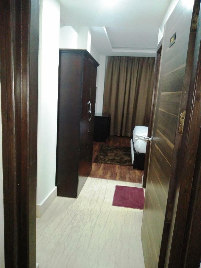Ak Continental - Mcleodganj Hotell Dharamshala Exteriör bild